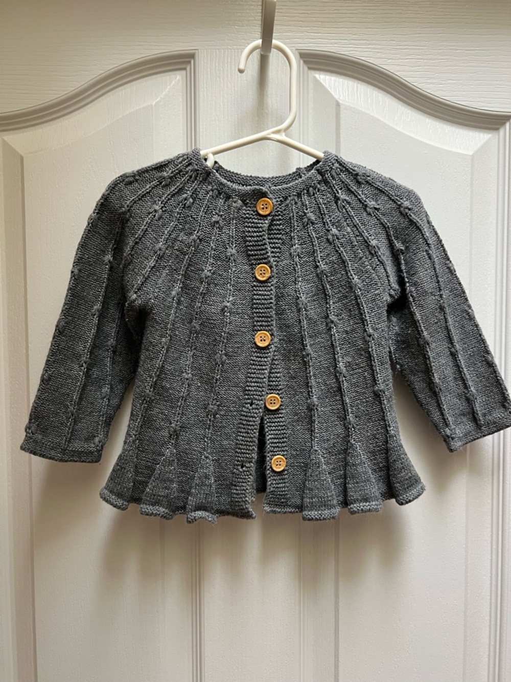 Adorable Gray Knit Button-Front Kids 2T 90 Sweater